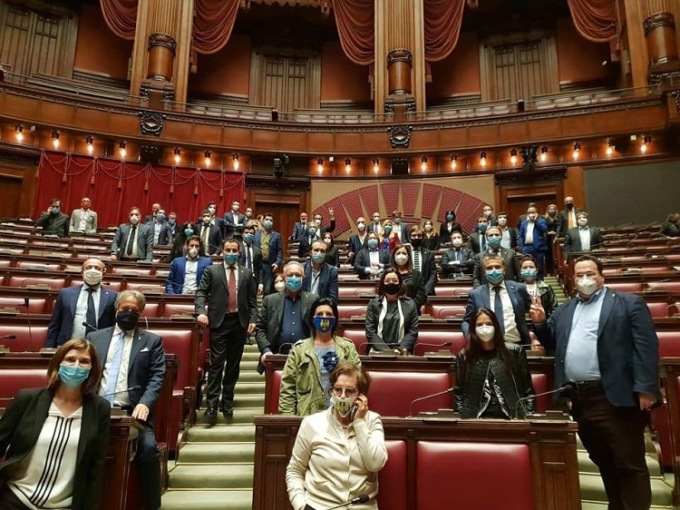 Emergenza Coronavirus, la Lega occupa Camera e Senato