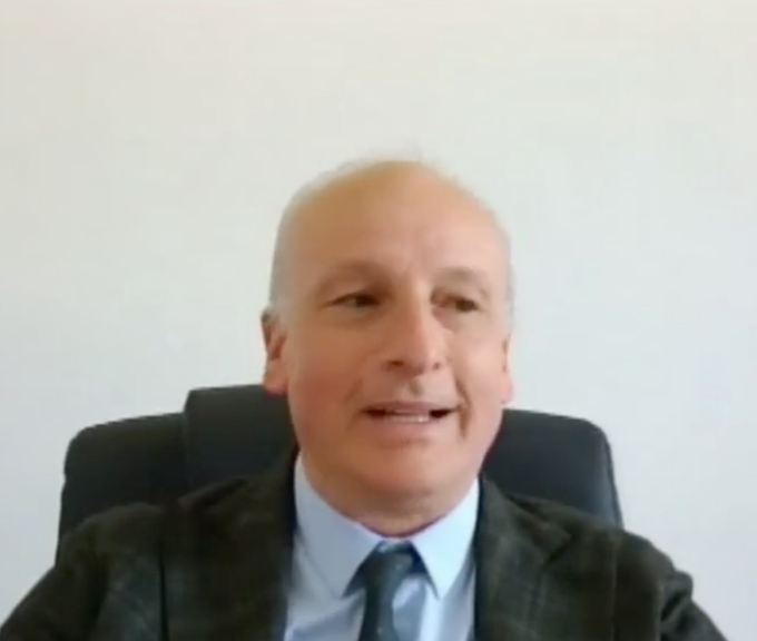 Il dott. Claudio Sasso spiega il progetto “Covi a casa”