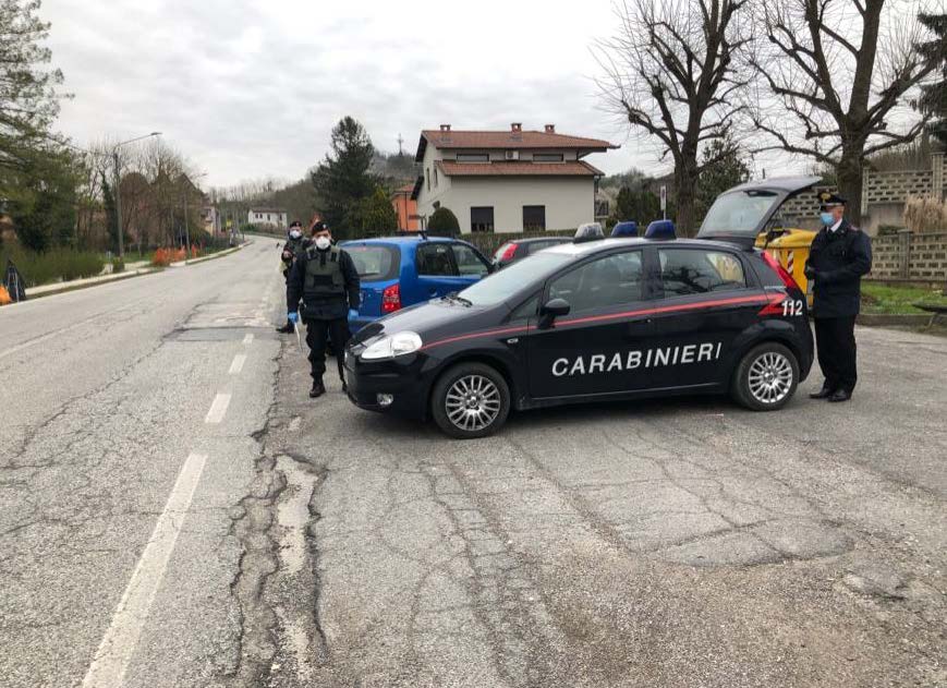 Guida in stato di ebbrezza: tre uomini denunciati dai Carabinieri