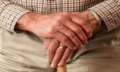 Ritardi nella consegna dei pannoloni: ancora disagi per 250.000 anziani non autosufficienti