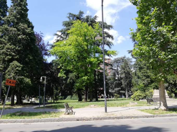 Alessandria istituisce le zone rosse per la sicurezza: giardini pubblici della stazione e piazza Santo Stefano
