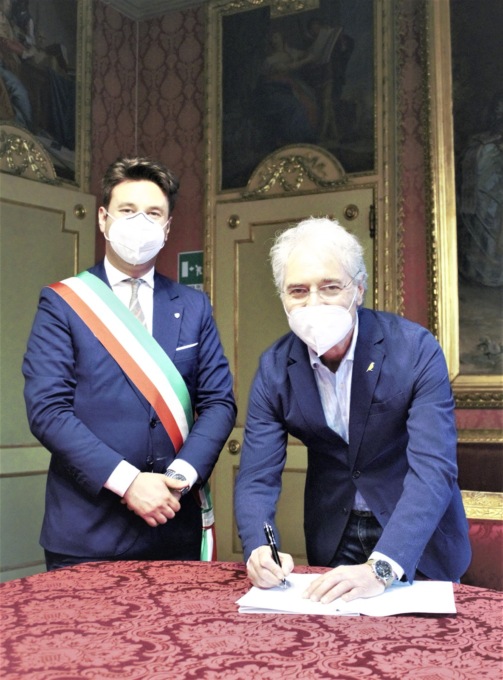 Casale M.To: il canarino salvato da Protezione civile diventa gioiello solidale