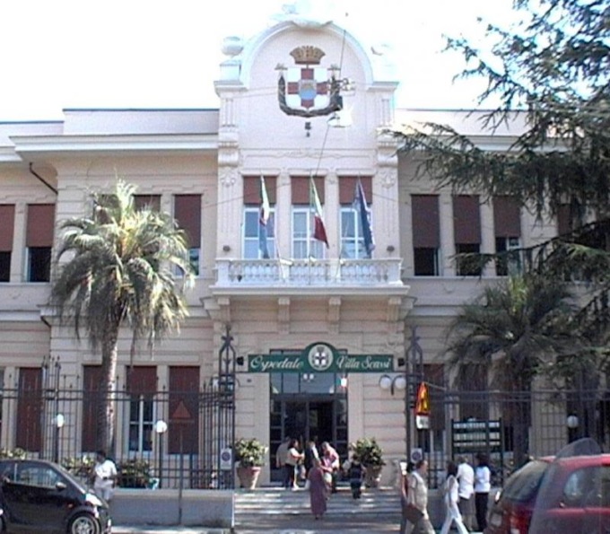 Genova, operai ustionati con acido in una discarica