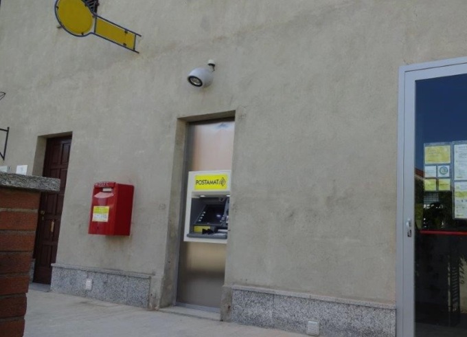 Installato sportello ATM Postamat a Castelletto Merli