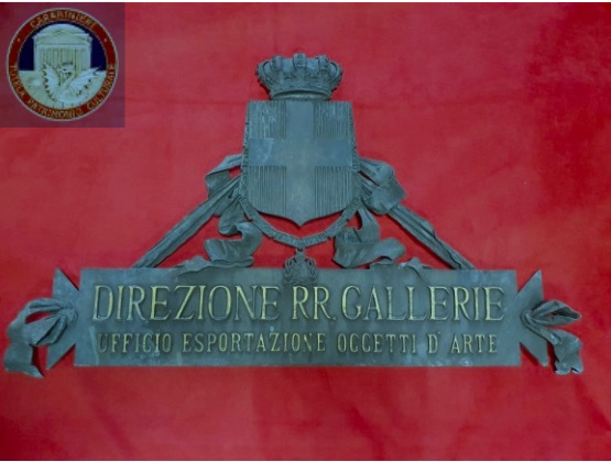 Torino, restituita alla Soprintendenza targa bronzea delle Regie Gallerie
