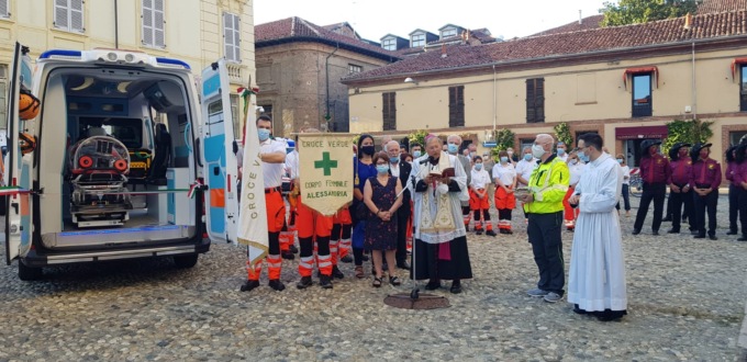 Alessandria ricorda le vittime del Covid-19 e inaugura due ambulanze