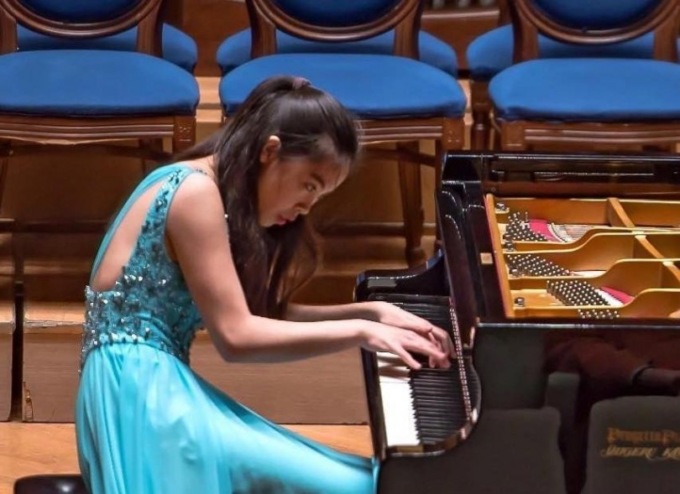 “Giovani talenti al pianoforte”, oggi a Ottiglio la giovane Xing Chang