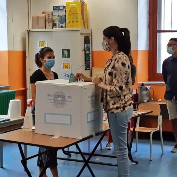 Referendum, seggi regolarmente aperti a Torino