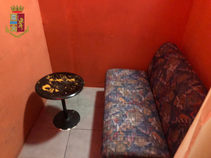 Genova: favoreggiamento a prostituzione, 7 denunciati e locale sequestrato