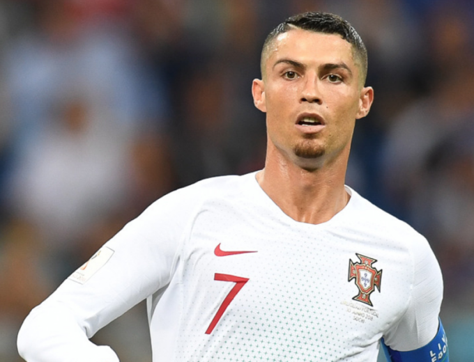Calcio: Cristiano Ronaldo positivo al Covid-19