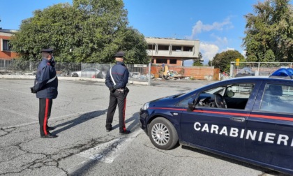 Alessandria, aggressione a danno dei carabinieri. Gli erano stati chiesti i documenti