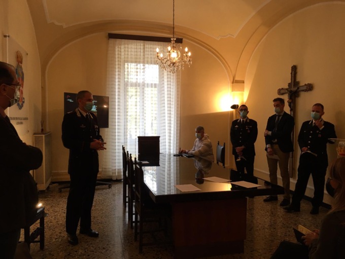 Alessandria: presa la banda degli assalitori alle colonnine di pagamento Q8