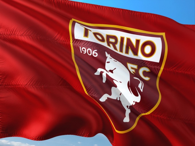 Torino, giocatore e 2 membri dello staff positivi al Covid