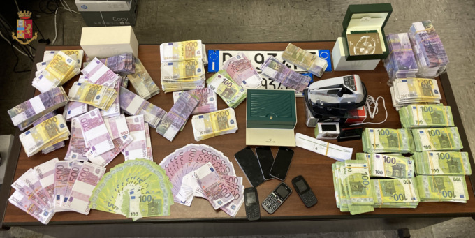Genova: truffa “rip-deal” da 400.000 euro, tre arresti