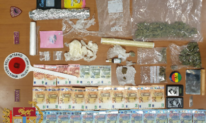 Torino: pusher arrestato in casa, trovata hashish e marijuana