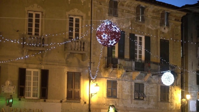Ovada, arriva contributo comunale per luminarie natalizie