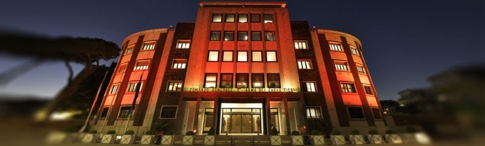 Le caserme dei Carabinieri si illuminano d’arancione contro la violenza sulle donne