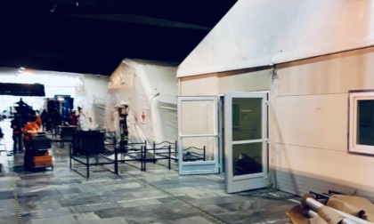 Covid-19: arrivate tensostrutture per l’area sanitaria di Torino Esposizioni