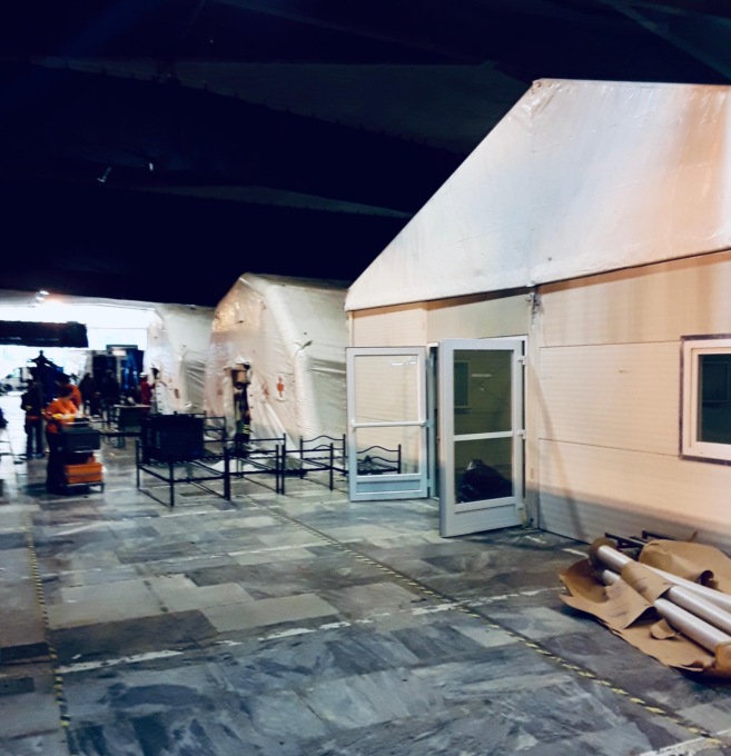 Covid-19: arrivate tensostrutture per l’area sanitaria di Torino Esposizioni