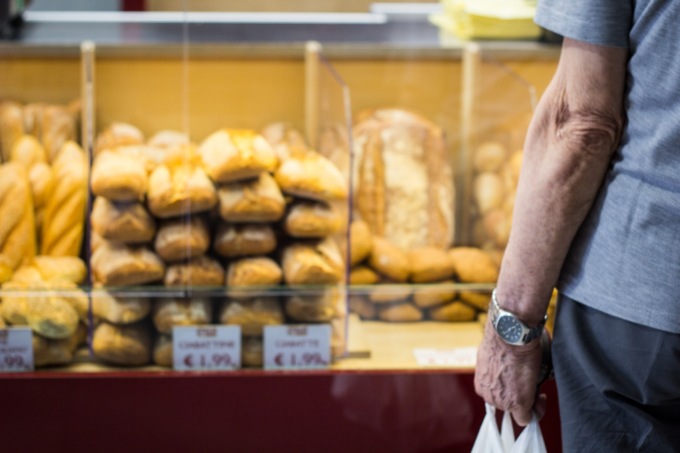 Titolare denunciato e sanzionato per oltre 7mila euro totali per cibo mal conservato