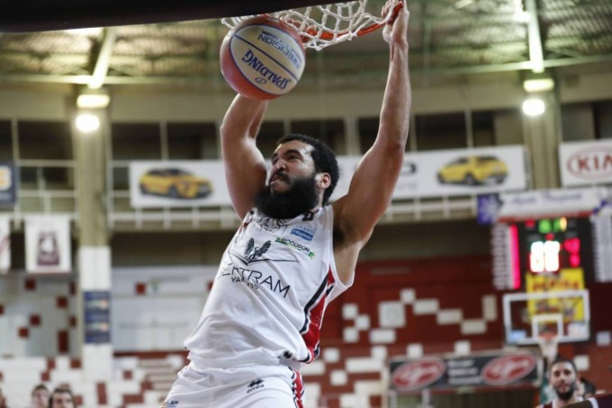 Basket, Derthona in casa con Treviglio, JB a Udine