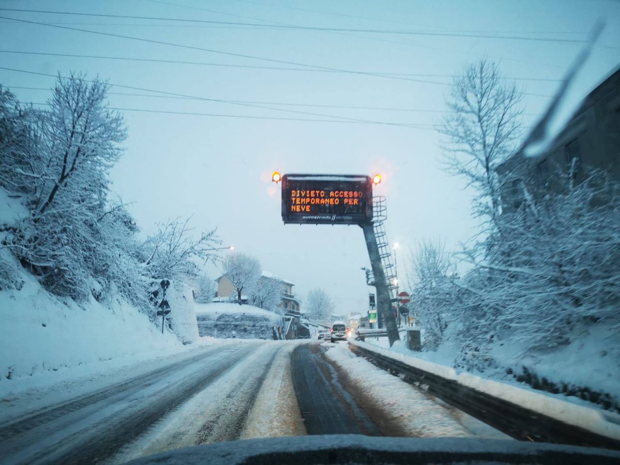 Emergenza neve Alessandria, forti disagi alla circolazione autostradale