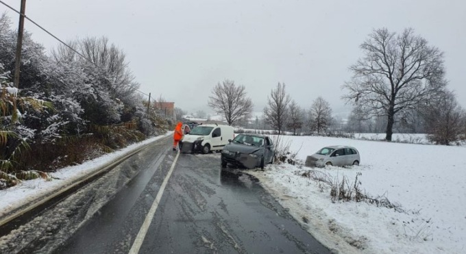 Altavilla, soccorritore travolto da automobilista