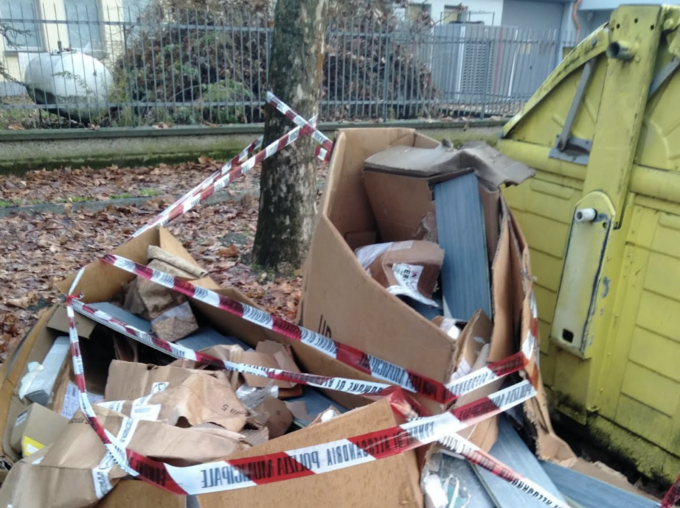 Alessandria: rifiuti abbandonati in zona D3, due sanzioni