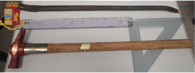 Novi Ligure: in giro con strumenti da scasso, denunciato 33enne
