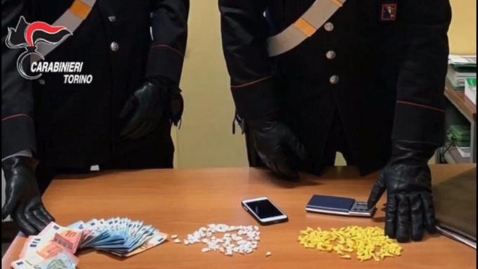Droga a Nichelino: arrestato spacciatore “su appuntamento”