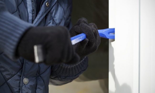 Furto in abitazione tra Astuti e Quargnento