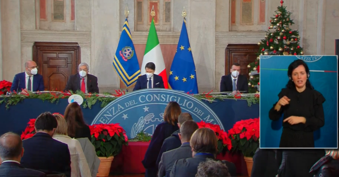 Conte su campagna vaccinale: “L’Italia sarà all’altezza della sfida”