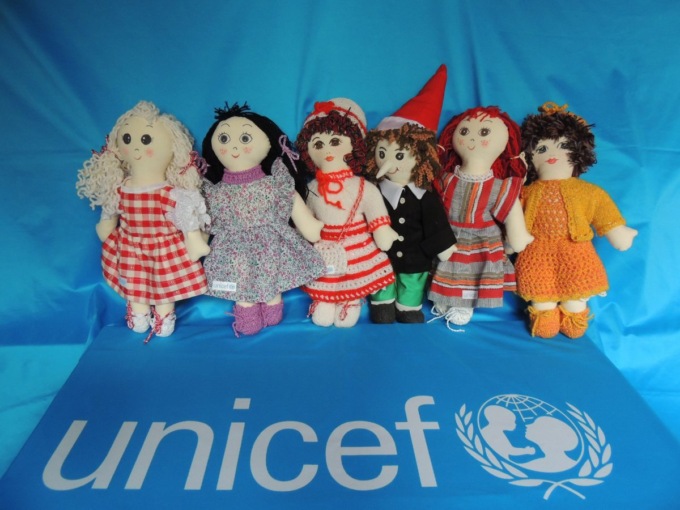 Unicef Alessandria: salta il tradizionale appuntamento in piazza con le pigotte