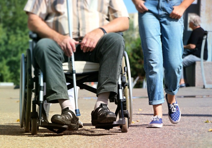 Terzo settore, un milione di euro a 19 Comuni liguri per servizi socio-assistenziali