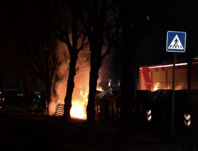 Alessandria: tornano i piromani dei cassonetti