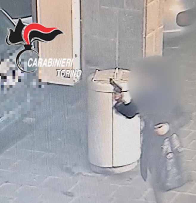Torino: controlli dei Carabinieri, arrestati 3 rapinatori