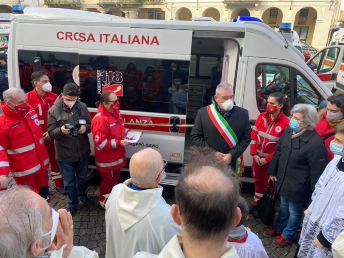 Gruppo Gavio dona una nuova ambulanza alla Croce Rossa di Valenza