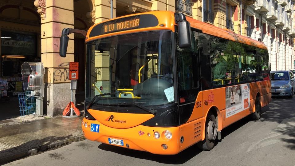 Studenti a scuola in presenza da oggi: 4.500 bus in più