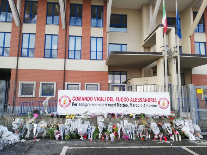 Quargnento: le vedove dei vigili del fuoco si stringono nella solidarietà