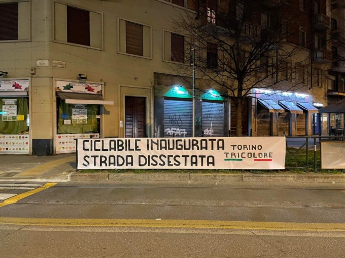 Torino Tricolore contesta la pista ciclabile di via Nizza