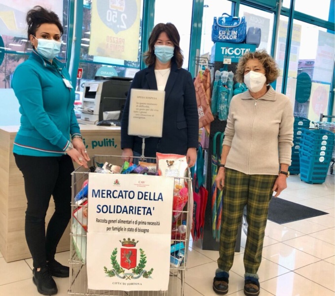 Tortona, raccolti oltre 600 euro per il Mercato della Solidarietà