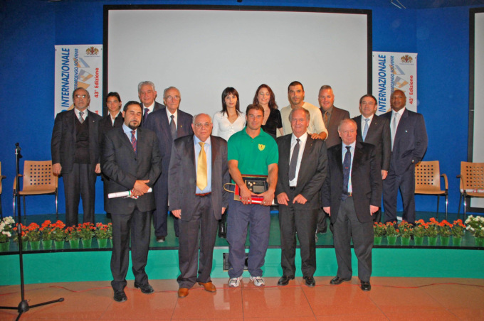 Boxe in lutto per la morte di Hagler, nel 2008 fu premiato a Novi Ligure