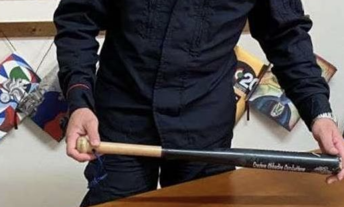 Tortona: brandisce mazza da baseball durante una lite, denunciato