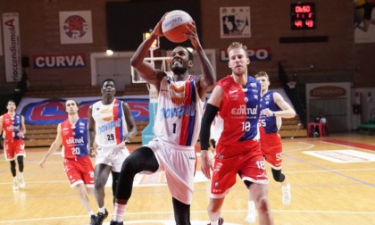 Basket, derby Biella-Monferrato, Verona per Derthona