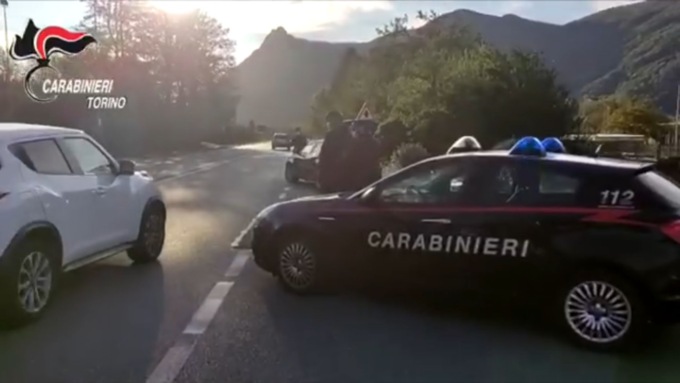 Torino, arresti dei Carabinieri per furto e lesioni