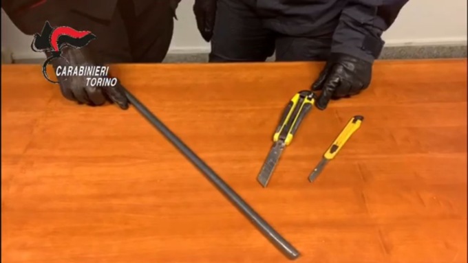 Torino: 3 arresti per maltrattamenti, violenza e possesso oggetti contundenti