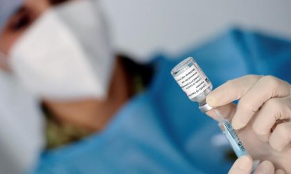 Vaccinazioni Covid, al via le preadesioni per Over70 e persone estremamente vulnerabili