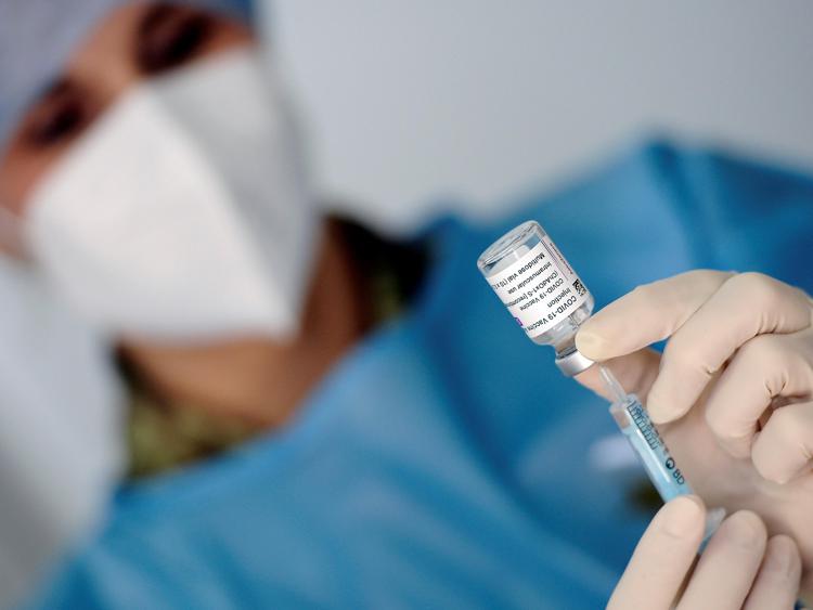 Vaccinazioni Covid, al via le preadesioni per Over70 e persone estremamente vulnerabili