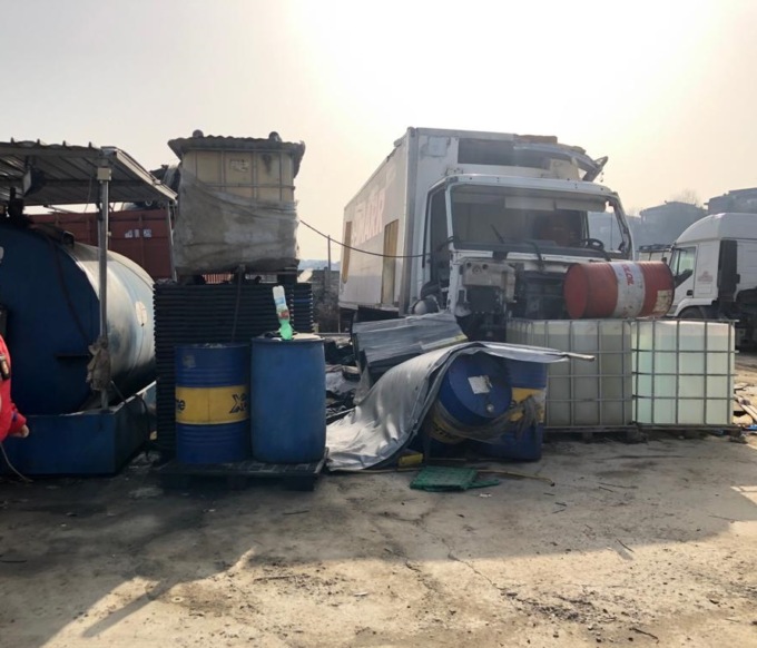 Torino: 9000 litri di gasolio in discarica abusiva