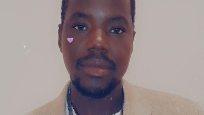 Ha perso la vita mentre tornava dal lavoro in bici, una raccolta fondi vuole riportare la salma in Mali